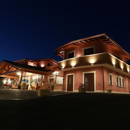 Agriturismo Ciociaro " Il Colle " Hotel Ristorante チェプラーノ エクステリア 写真