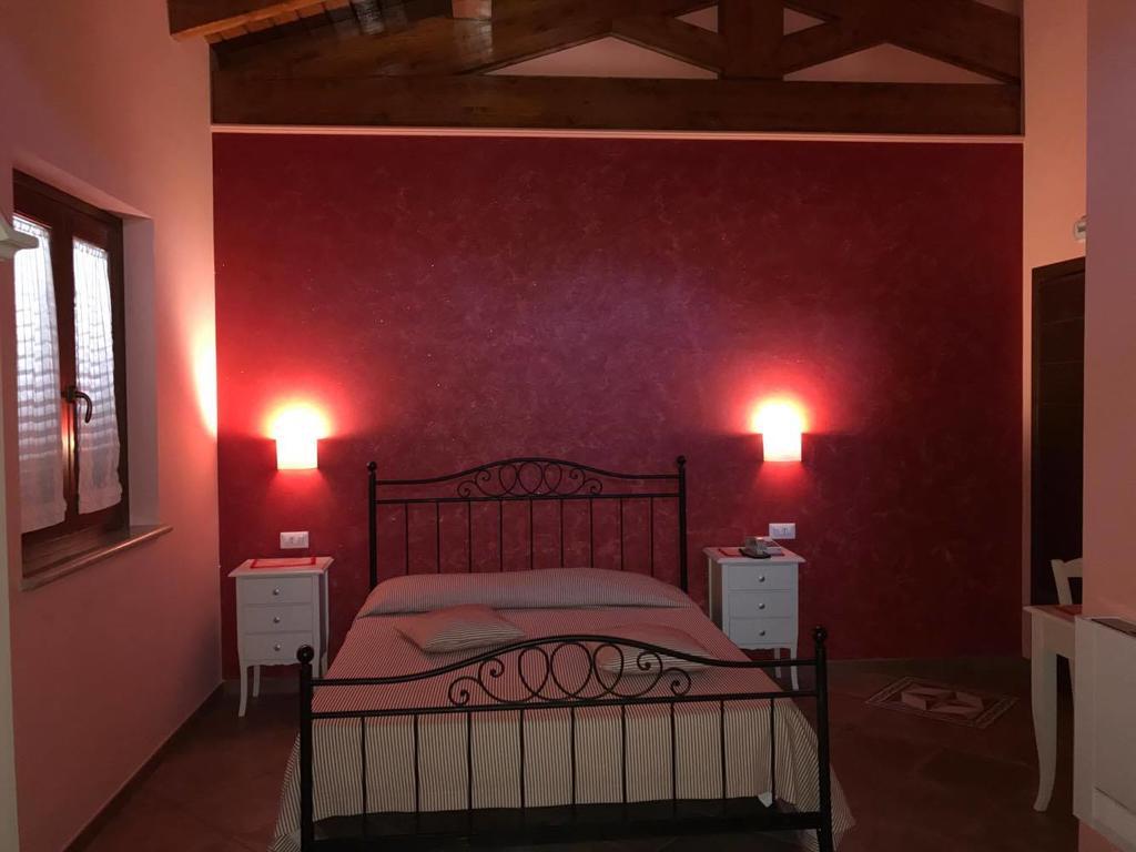 Agriturismo Ciociaro " Il Colle " Hotel Ristorante チェプラーノ エクステリア 写真